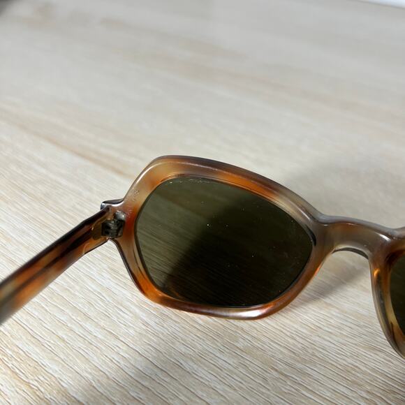 Vintage Bausch & Lomb 5 1/4 B&L D48 Sunglasses FRAMES ONLY Brown 50-18 main image 3